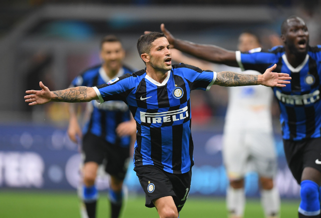 王钰栋：希望带领中国队进入世界杯，关于留洋情况一切保密（王钰栋：力争率国足闯入世界杯，留洋动态暂不公开）