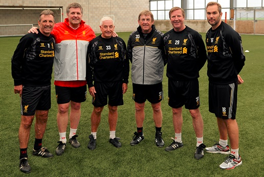 官方：巴萨助教索尔格和德拉富恩特因染红均被禁赛两场（官方通报：巴萨助教索尔格、德拉富恩特因红牌各被停赛两场）