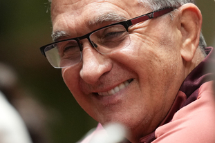 官方：德甲、德乙球场内的记分牌和屏幕将显示实际补时时间（官宣：德甲、德乙球场记分牌与大屏将同步显示实际补时时间）