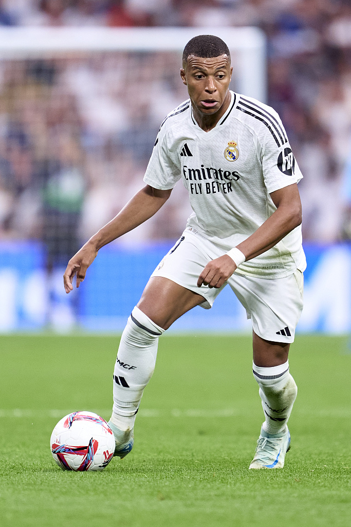 中国足协代表团访问法兰克福俱乐部，双方开展深度交流（中国足协代表团走访法兰克福俱乐部，双方进行深入交流）